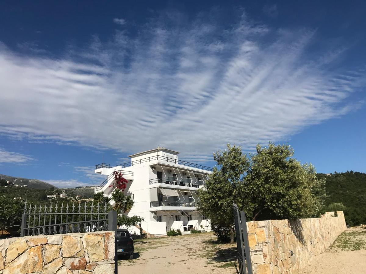 Villa Calliope Himare Exterior photo