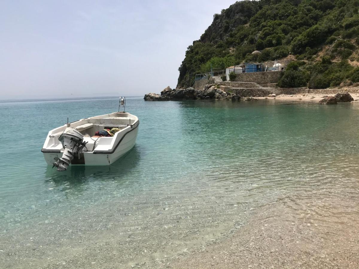Villa Calliope Himare Exterior photo
